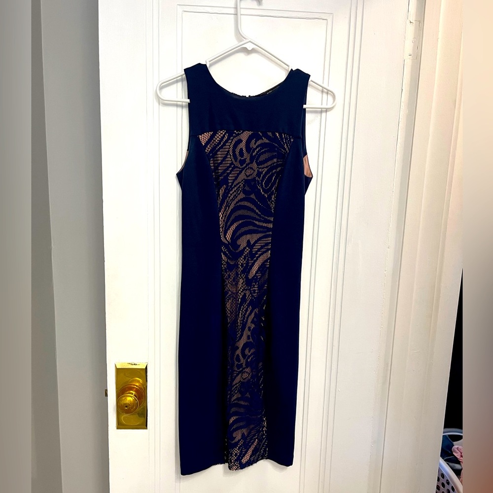 Women’s BCBG Maxazria Navy Blue Sleevess‎ Dress- Size Small- Pre-owned